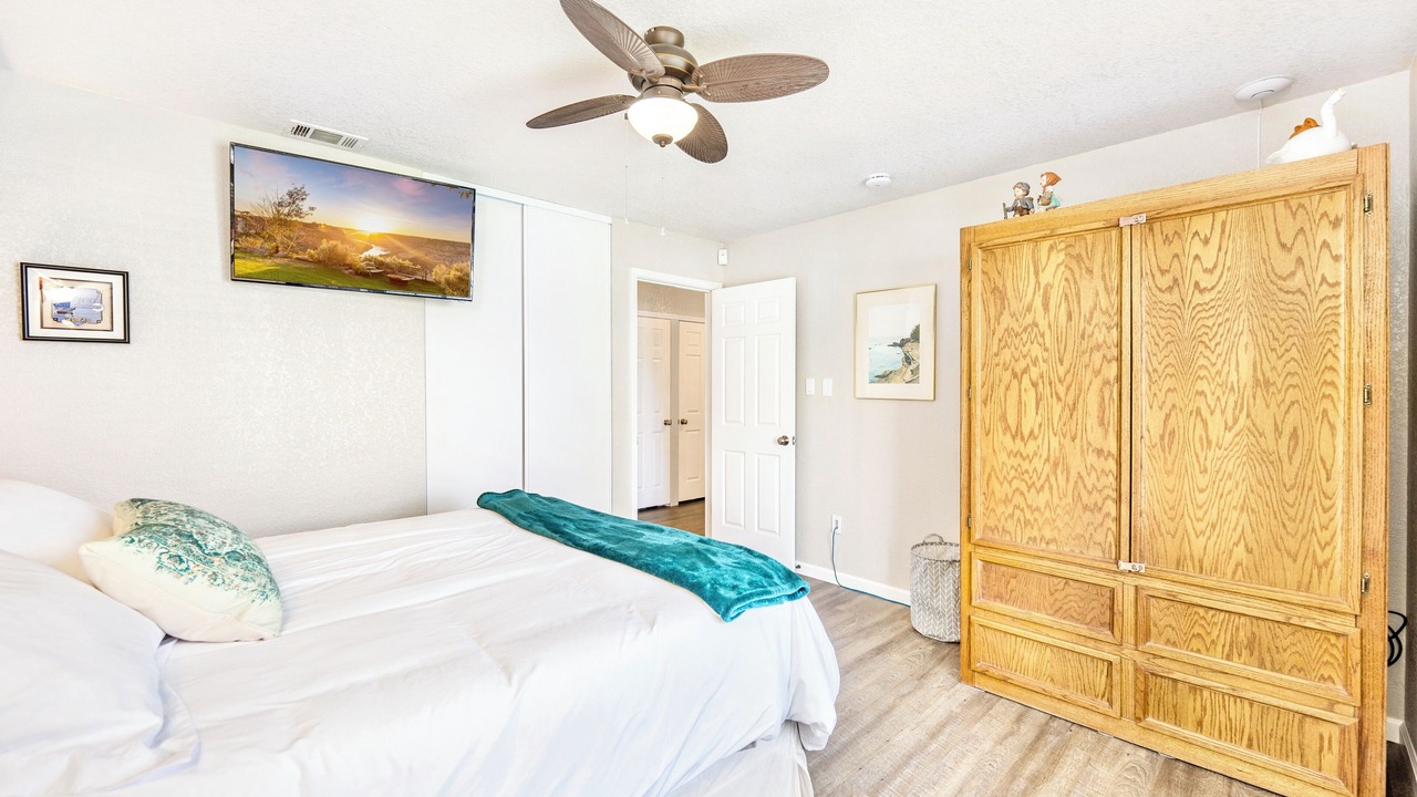 Photo of Bedroom in Lodi