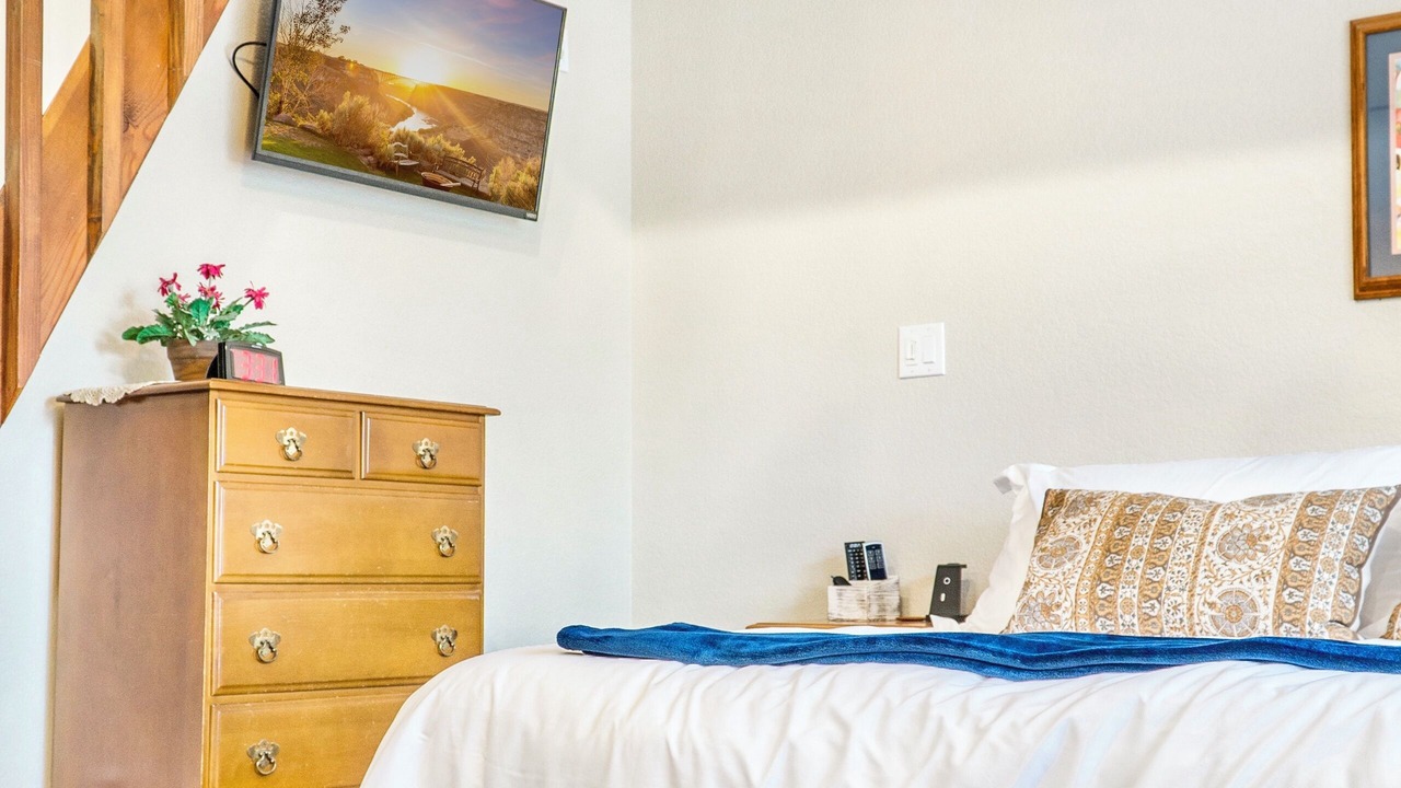 Photo of Bedroom in Lodi