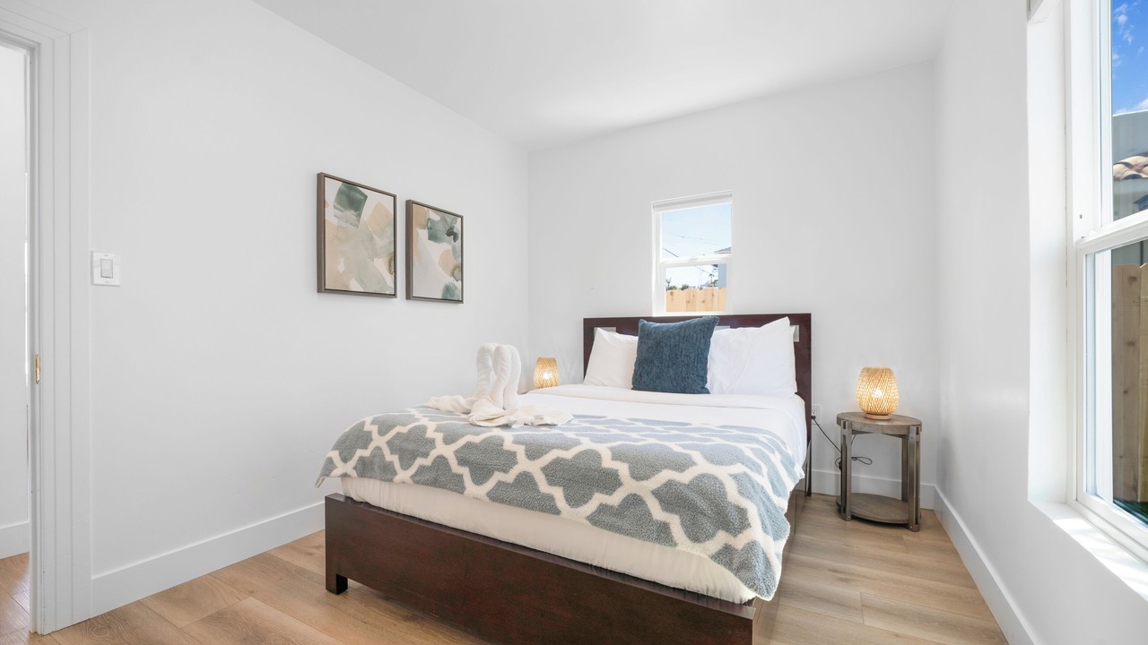 Photo of Bedroom in Ocean Beach