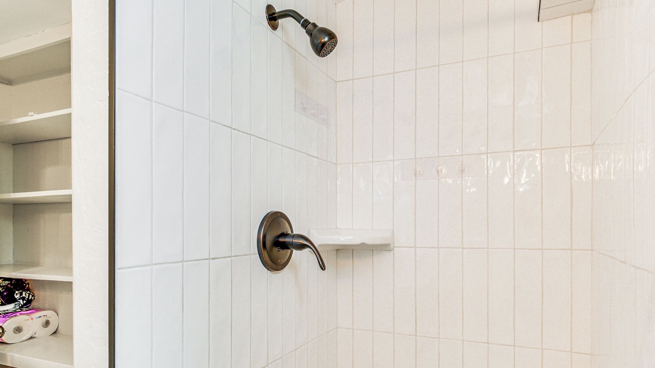Photo of Bathroom in Oak Park