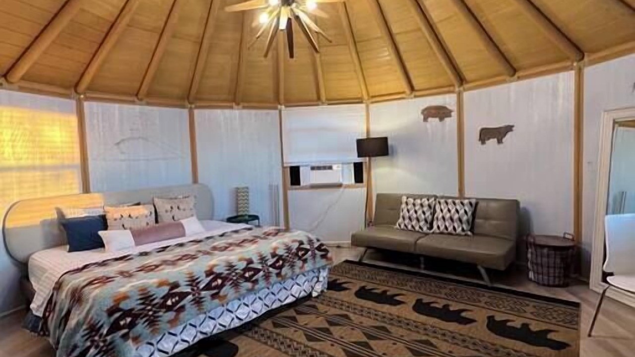 Photo of Bedroom in Valley Center