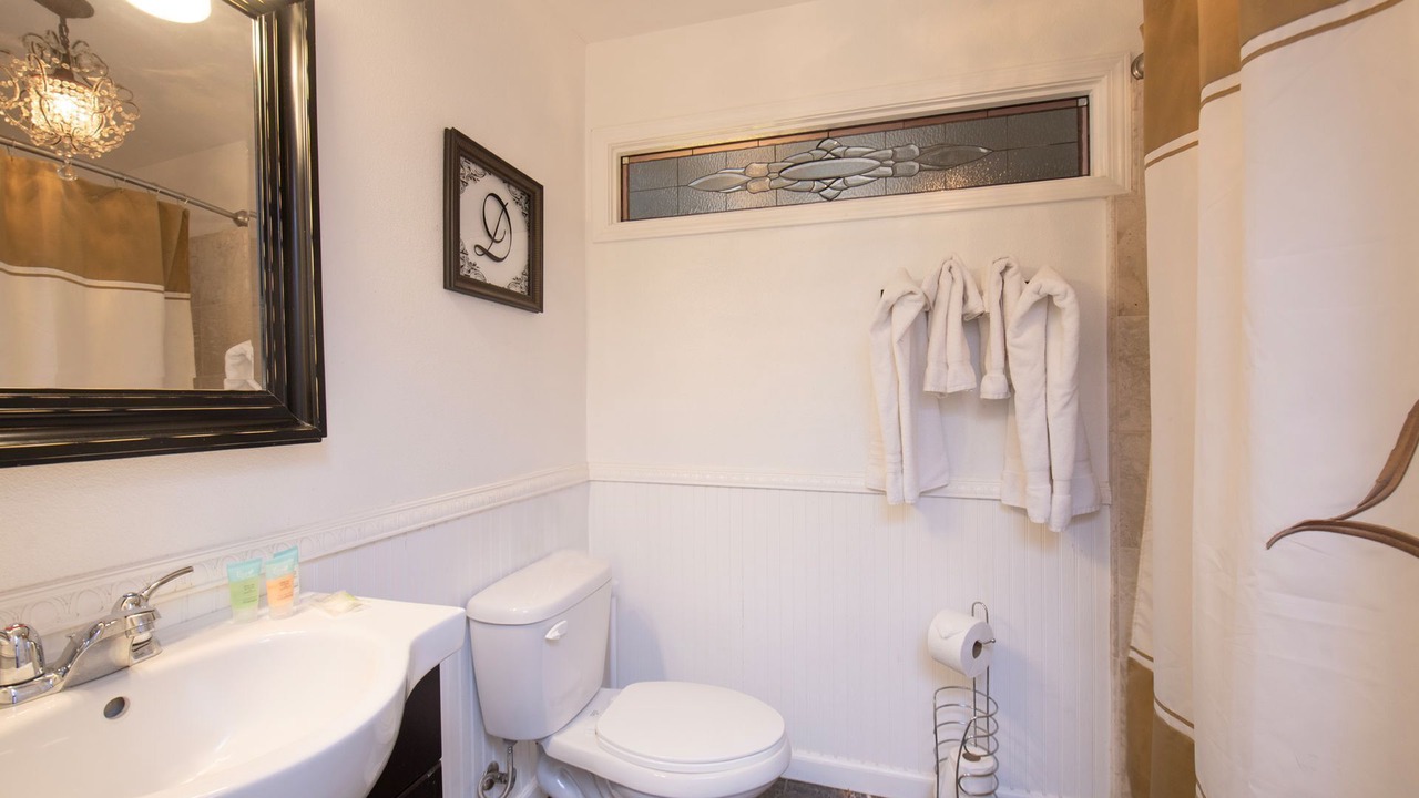Photo of Bathroom in Shaver Lake