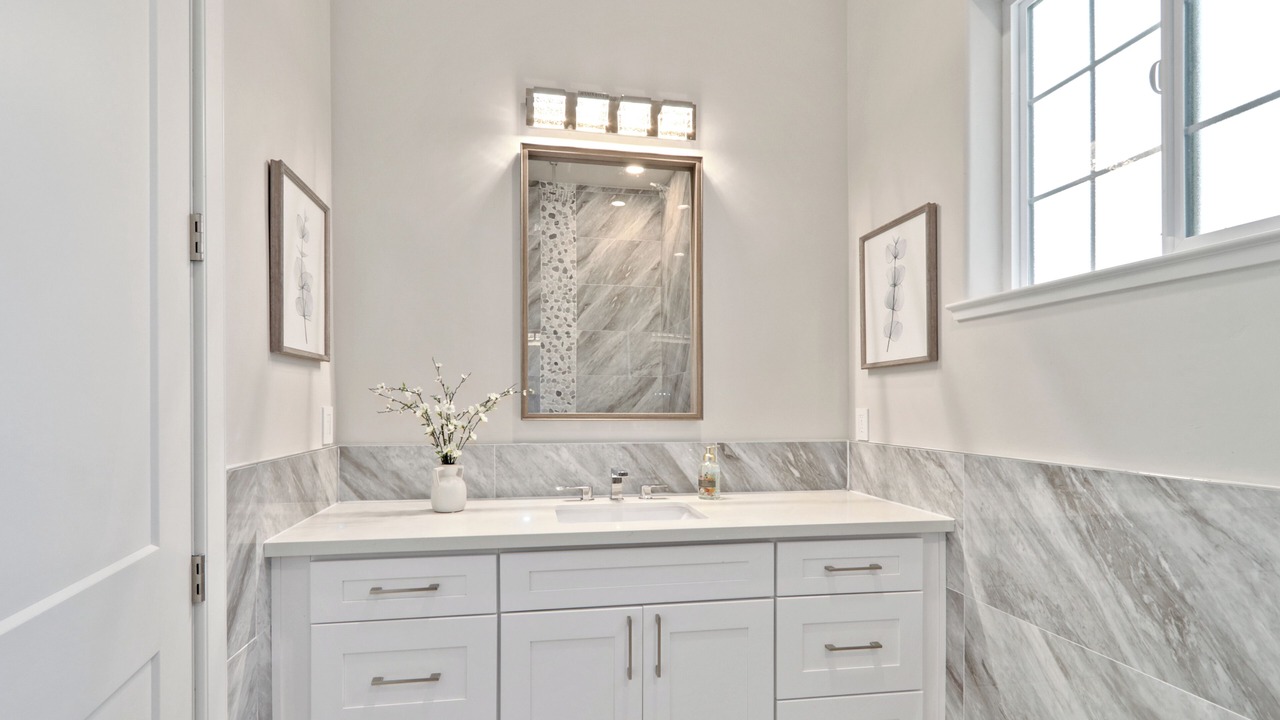 Photo of Bathroom in Central Davis