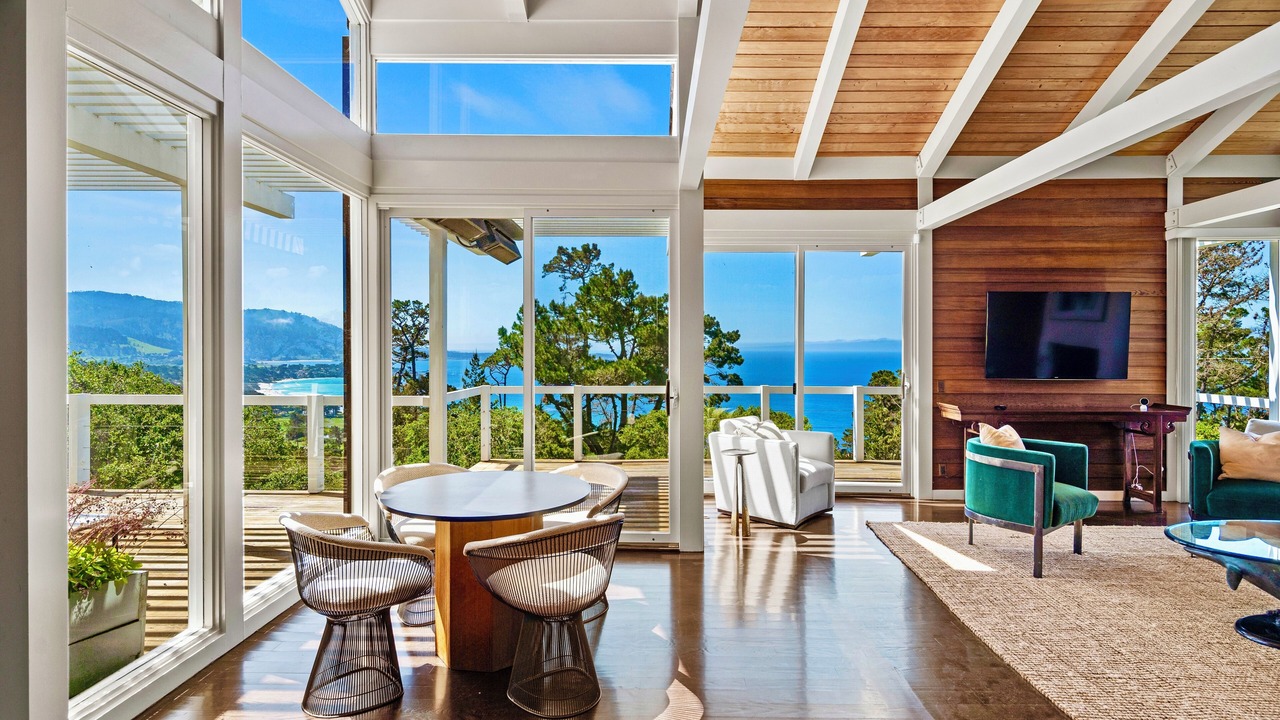 Photo of Livingroom in Pebble Beach