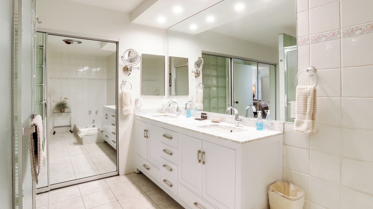 Photo of Bathroom in Sonora Sunrise
