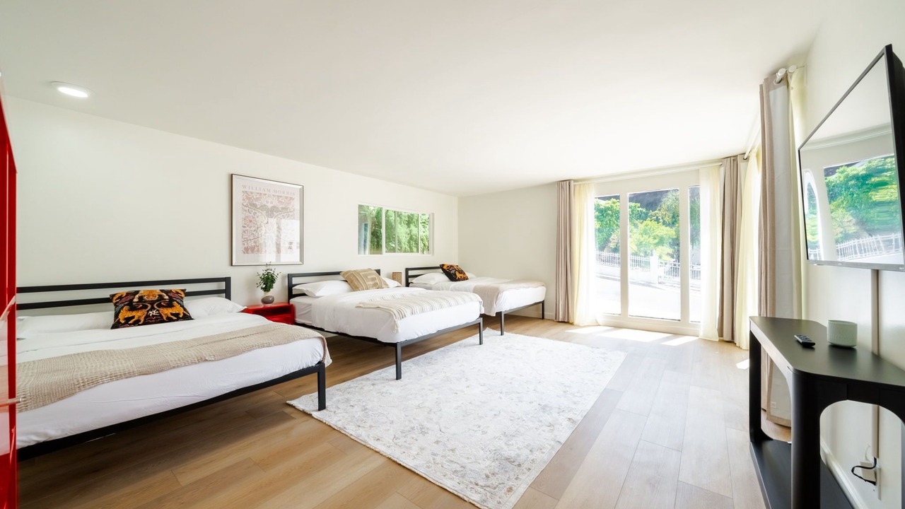 Photo of Bedroom in Hollywood Hills