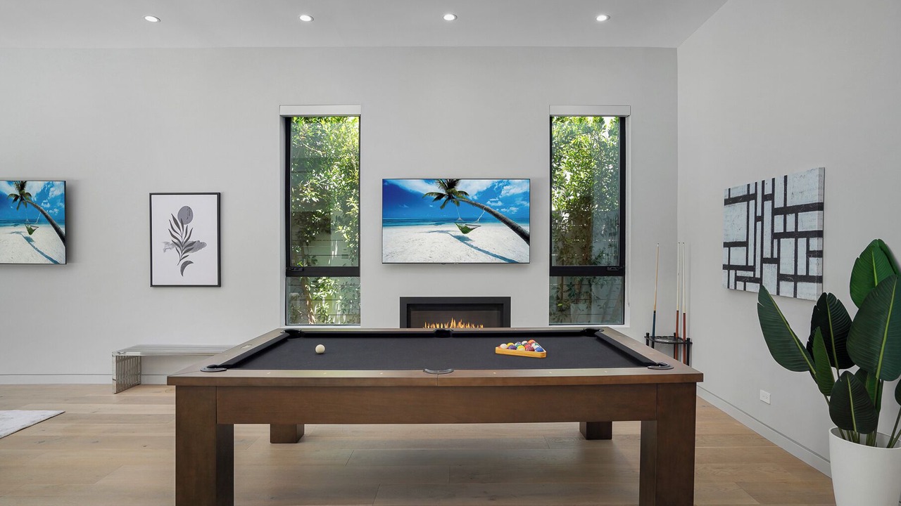 Photo of Bedroom in Beverly Grove