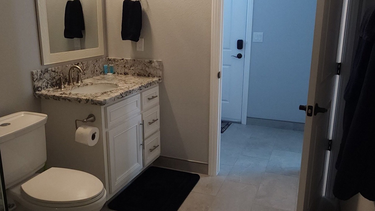 Photo of Bathroom in Madera