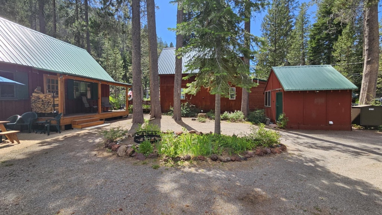 Photo of Patio Balcony in Donner Lake Woods