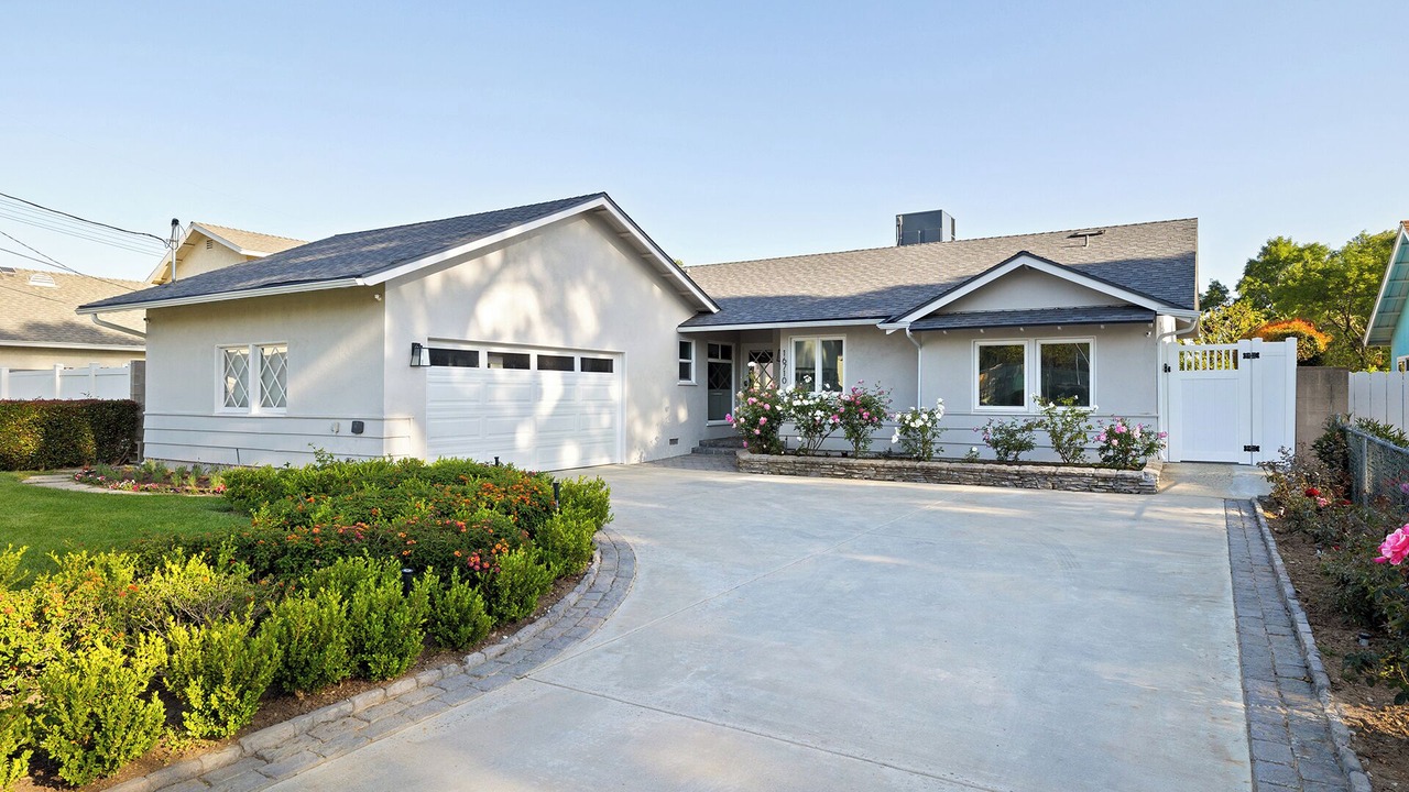Photo of Outdoor in North Hills