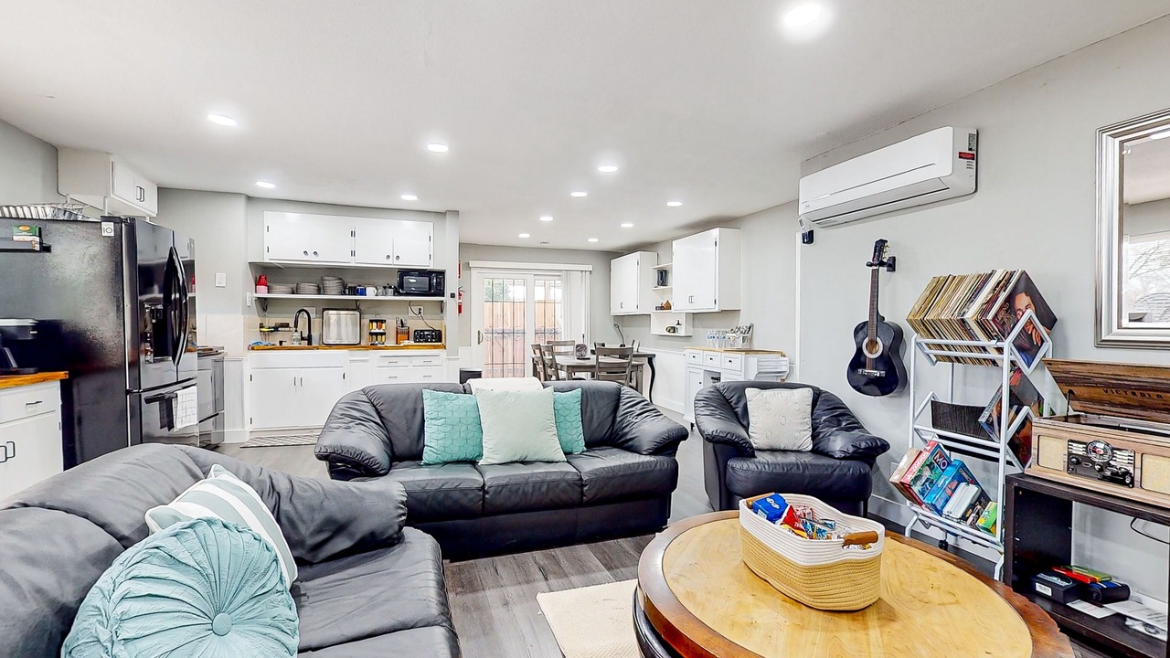 Photo of Livingroom in Bethel Island
