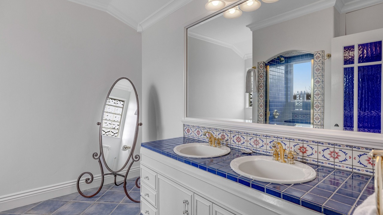 Photo of Bathroom in Mendocino