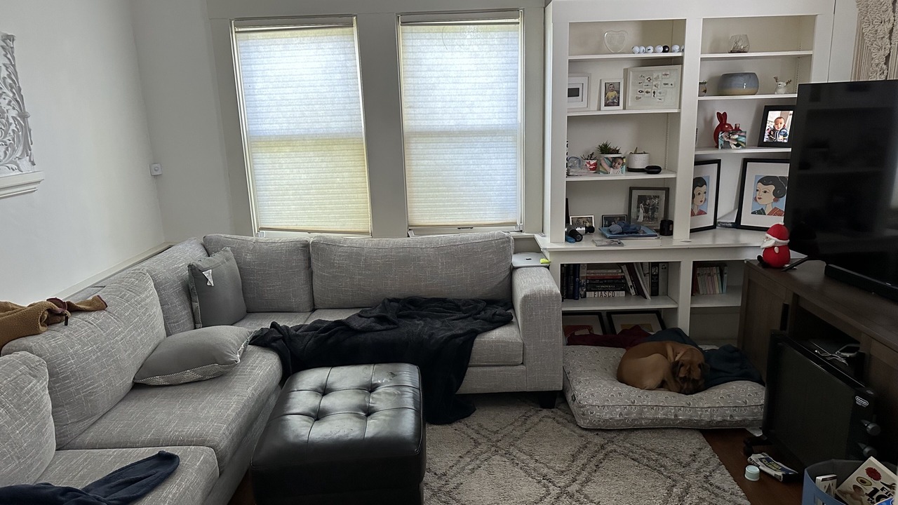 Photo of Livingroom in Piedmont Avenue