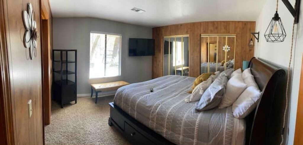 Photo of Bedroom in Lakehead-Lakeshore