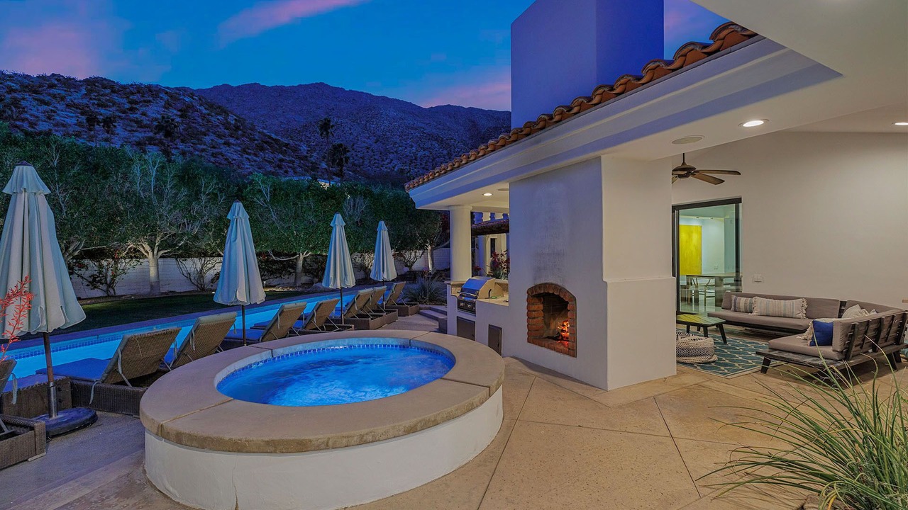 Photo of Patio Balcony in The Mesa