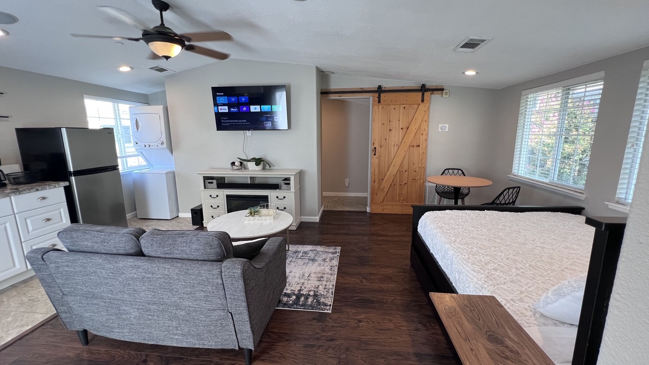 Photo of Bedroom in Dixon