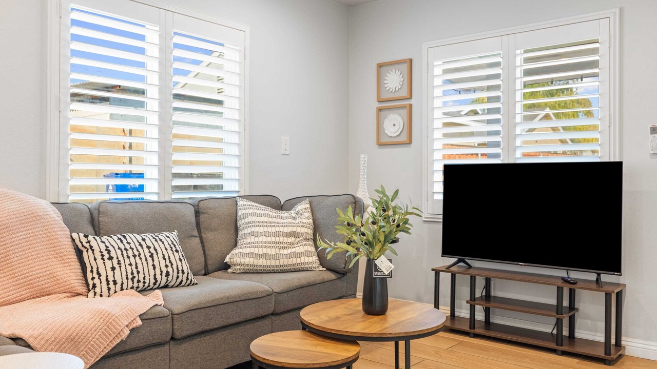 Photo of Livingroom in Ontario