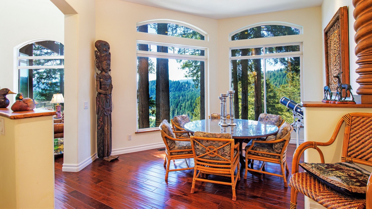 Photo of Bedroom in Guerneville