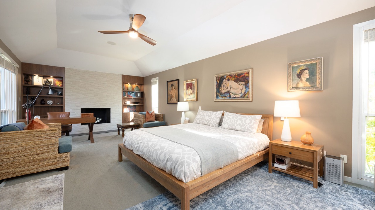 Photo of Bedroom in Glen Ellen