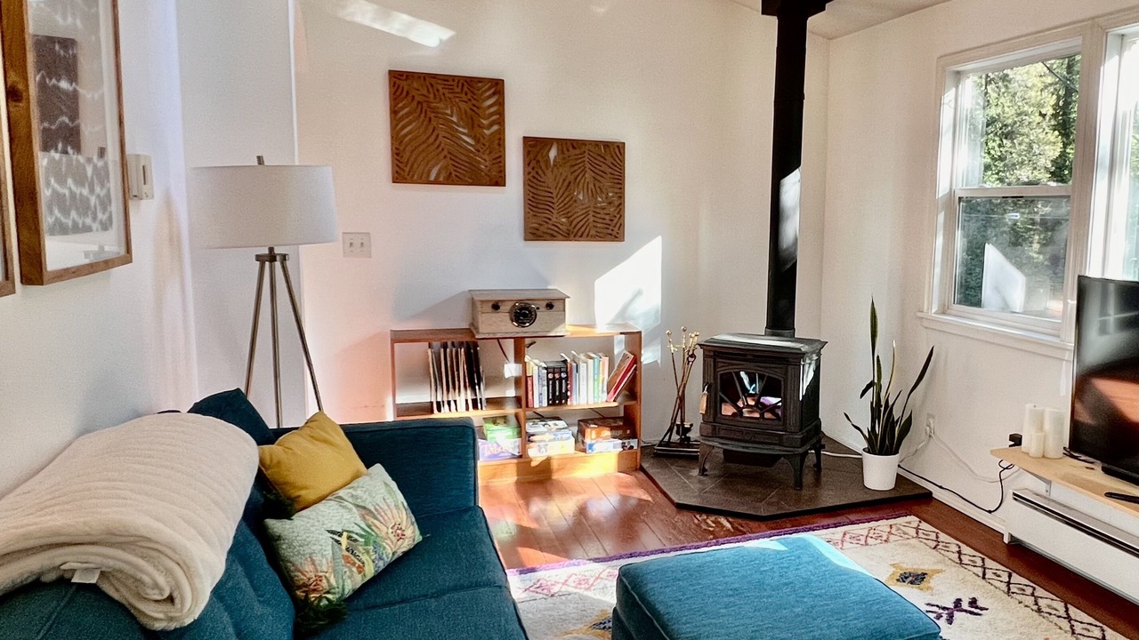 Photo of Livingroom in Monte Rio