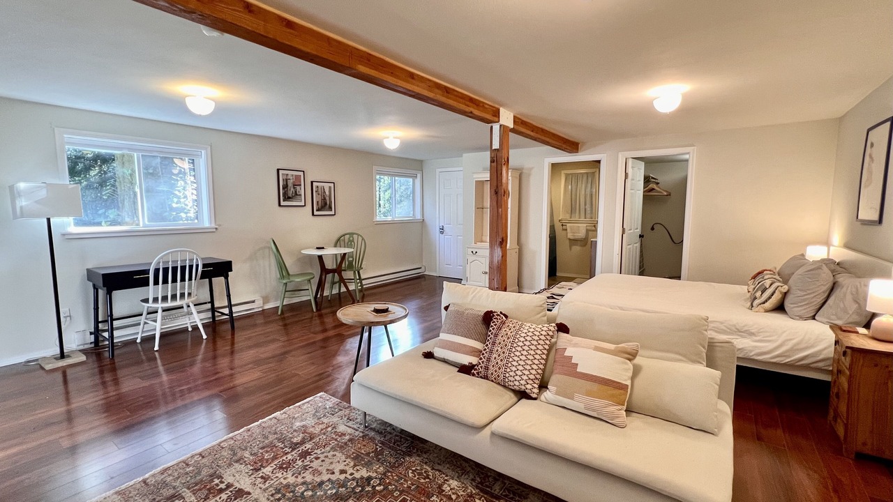 Photo of Bedroom in Monte Rio