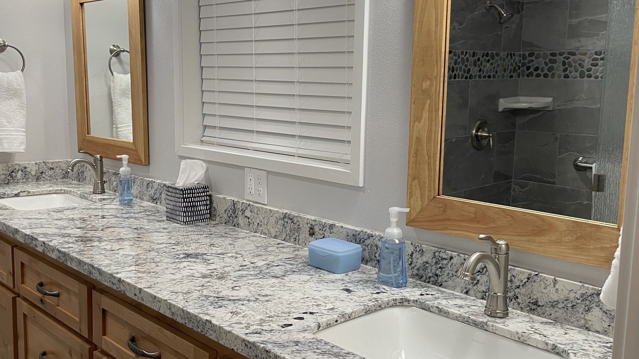 Photo of Bathroom in Midpines