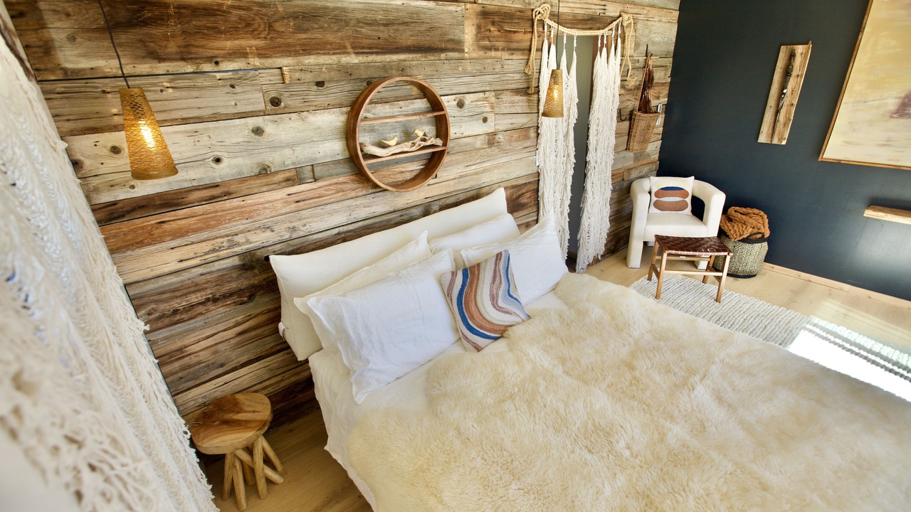 Photo of Bedroom in Lone Pine