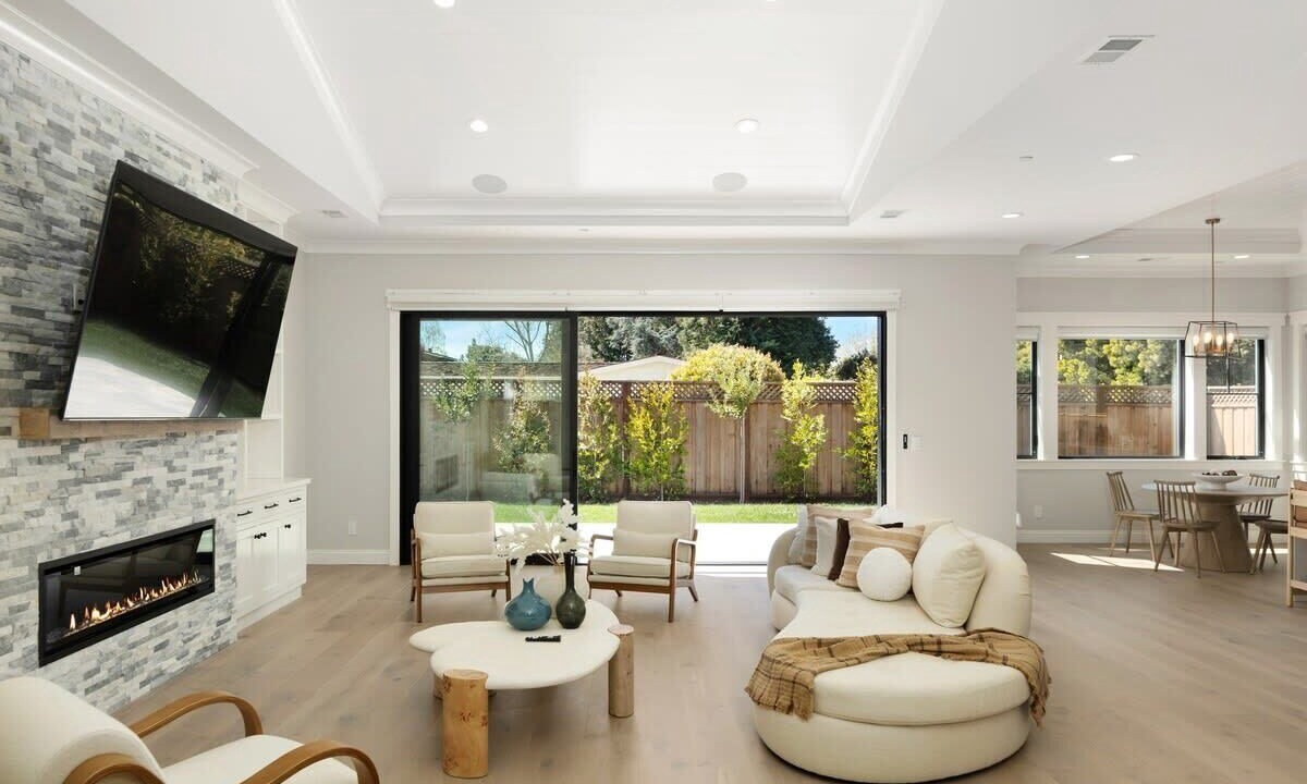 Photo of Livingroom in Silicon Valley