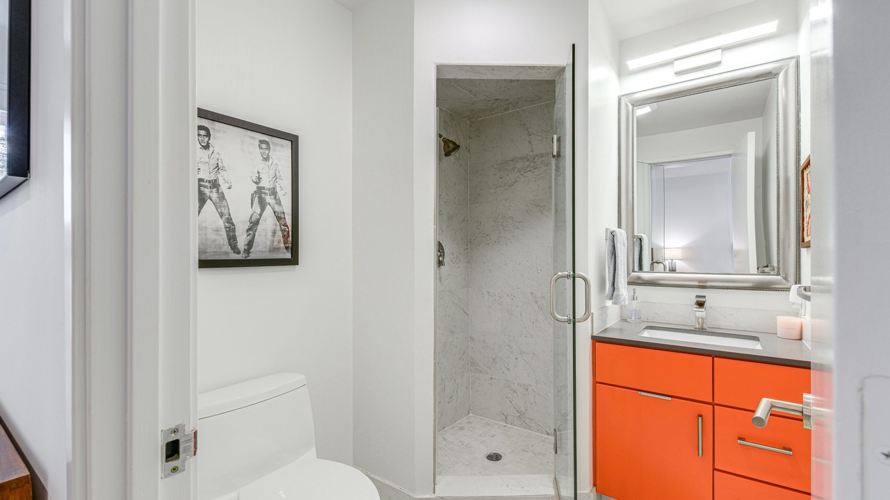 Photo of Bathroom in Sausalito