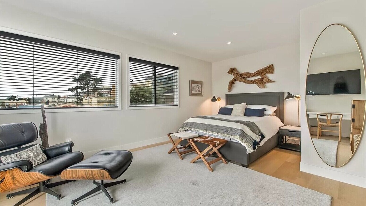 Photo of Bedroom in Outer Richmond