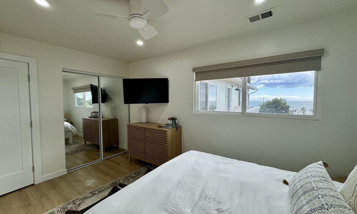 Photo of Bedroom in Summerland