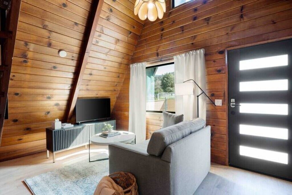 Photo of Livingroom in Bodfish