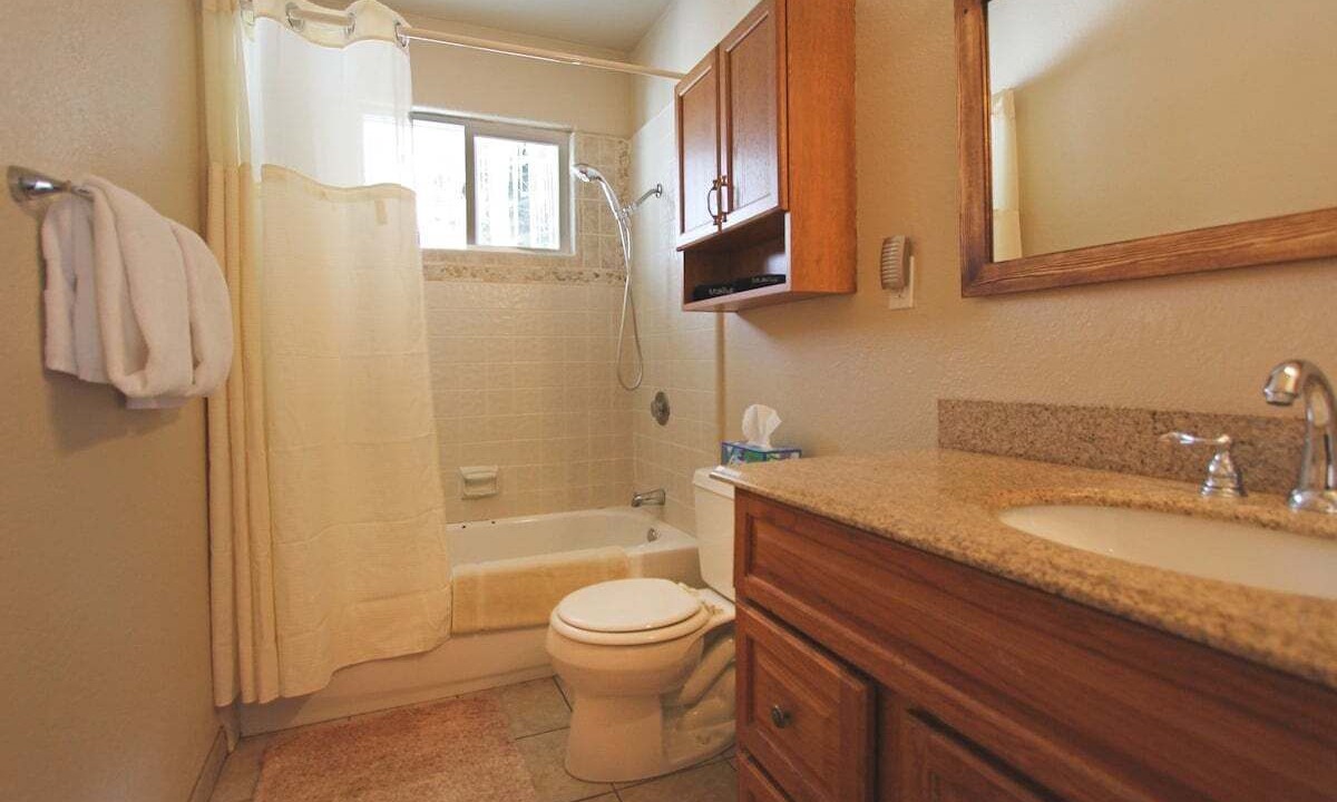 Photo of Bathroom in Meyers