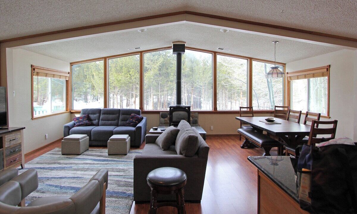 Photo of Livingroom in Meyers