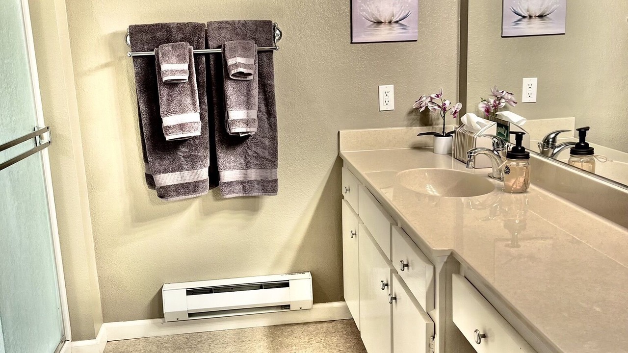 Photo of Bathroom in Plumas Eureka Estates