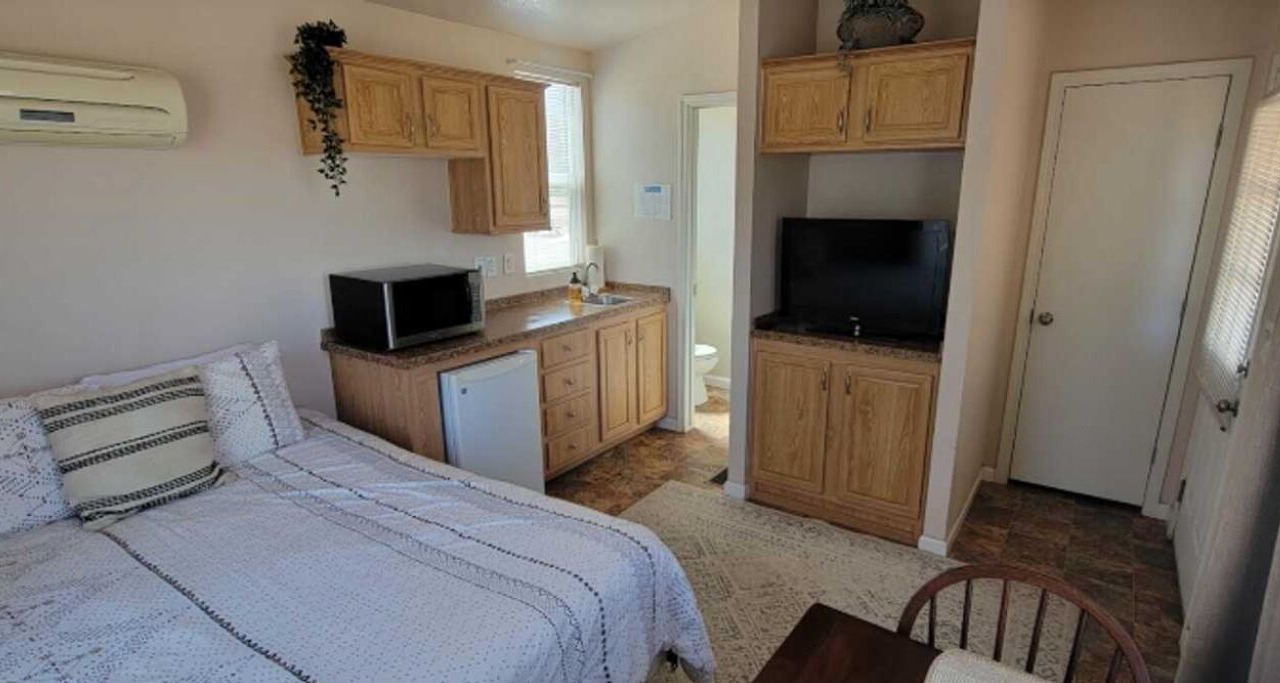 Photo of Bedroom in Jacumba
