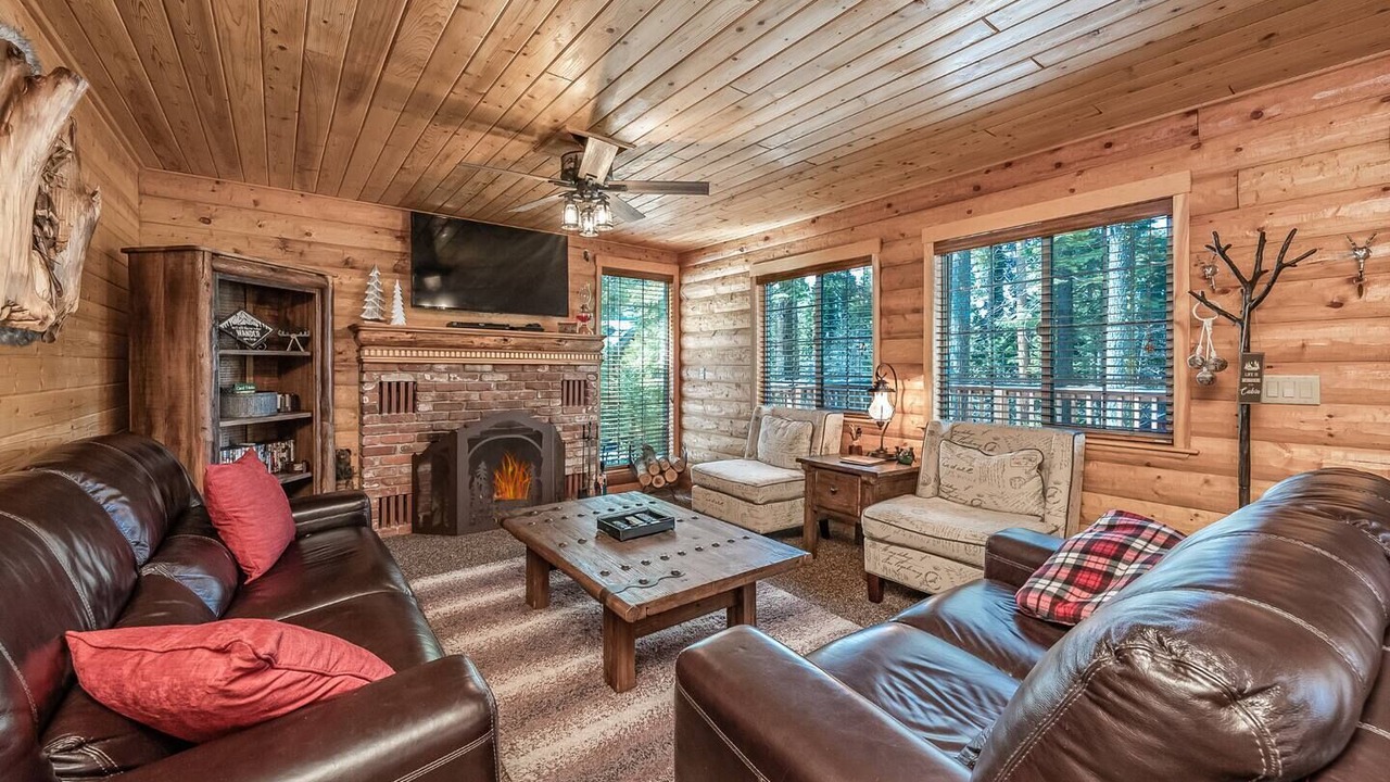 Photo of Livingroom in Sierra Cedars