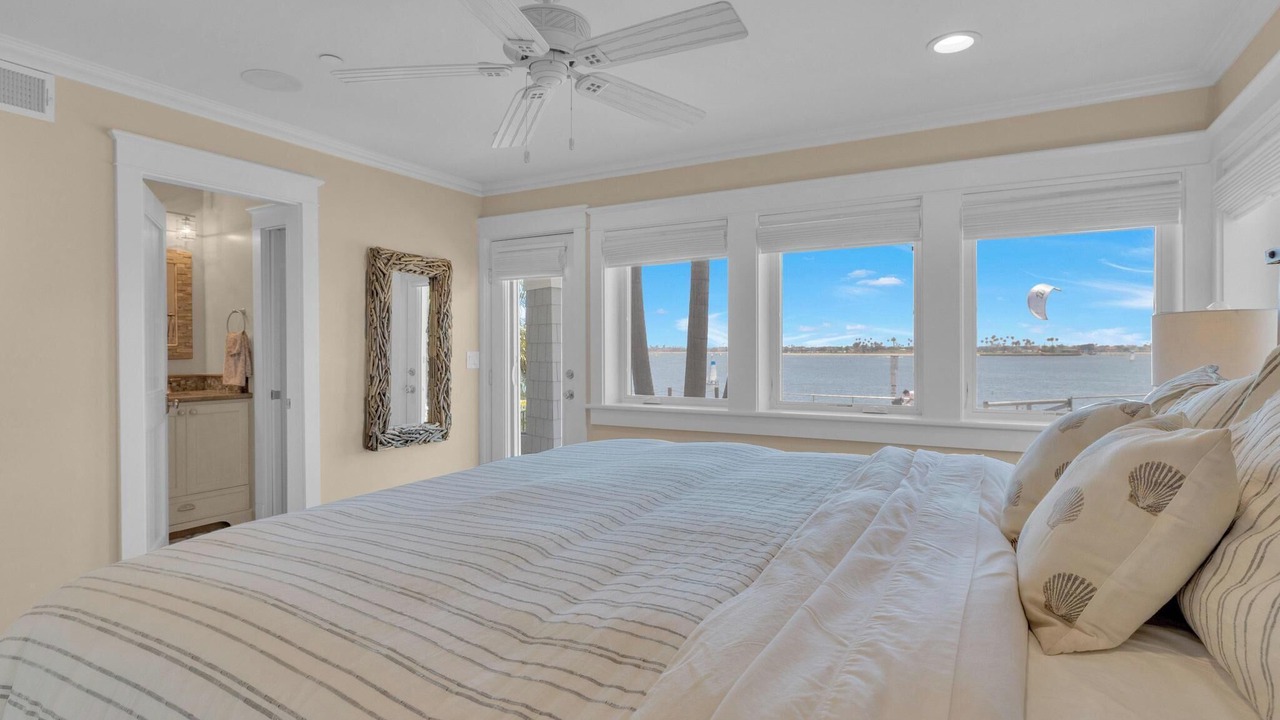 Photo of Bedroom in Crown Point