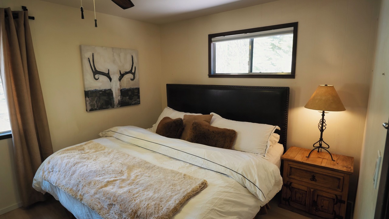 Photo of Bedroom in Carnelian Woods