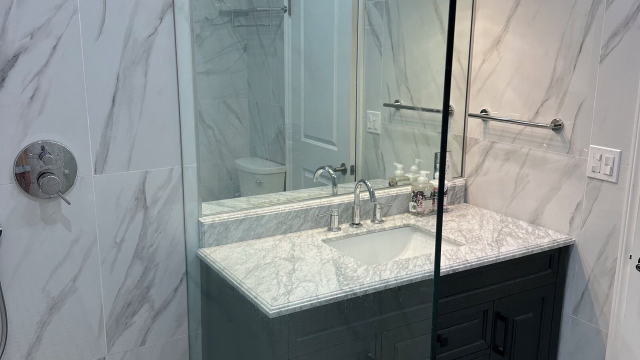 Photo of Bathroom in Pacific Palisades
