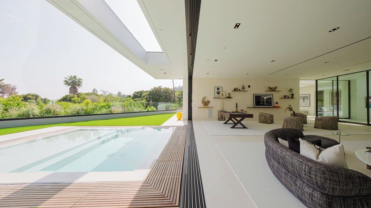Photo of Outdoor in Trousdale Estates
