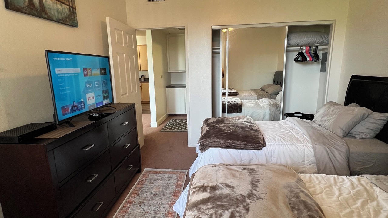 Photo of Bedroom in Panorama City