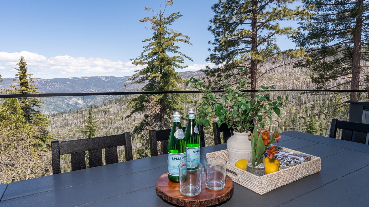 Photo of Outdoor in Yosemite West
