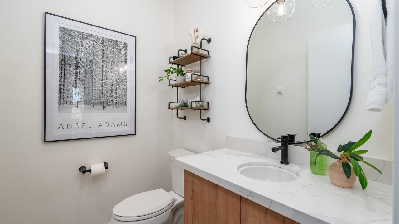 Photo of Bathroom in Yosemite West