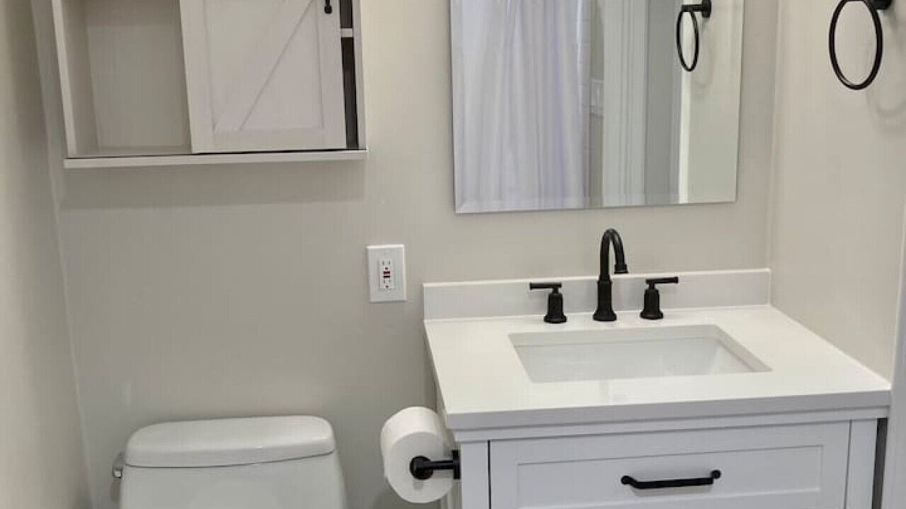 Photo of Bathroom in Linda Vista