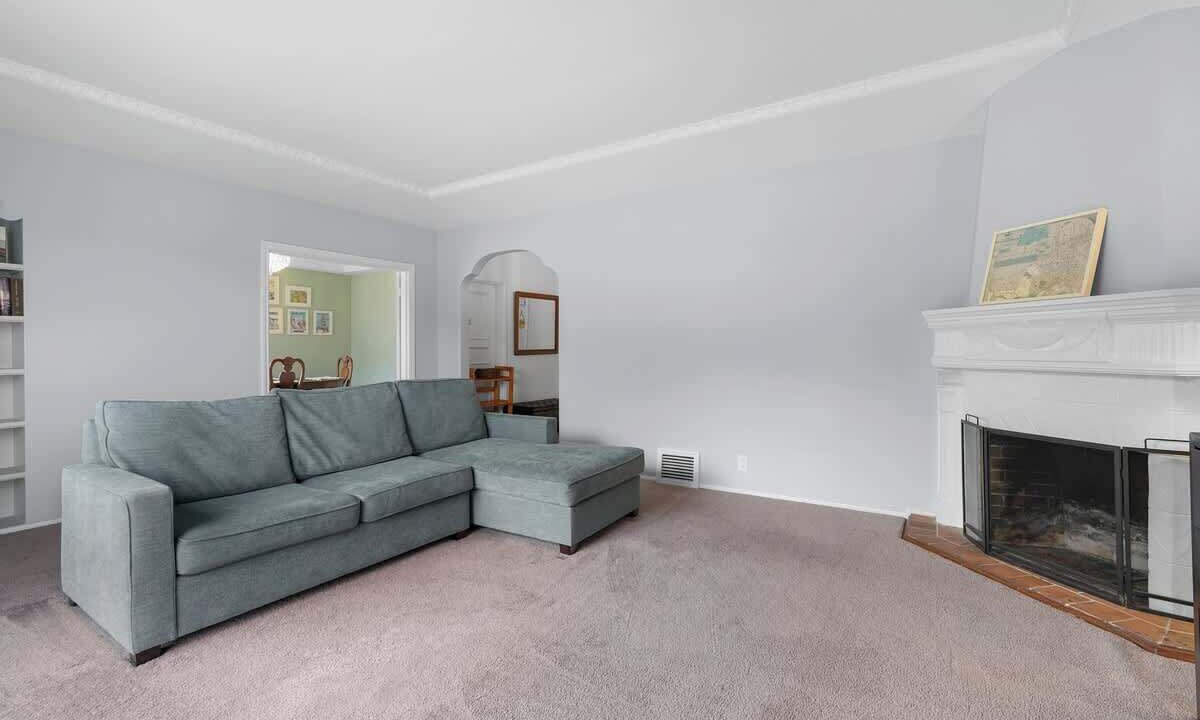 Photo of Livingroom in Lone Mountain