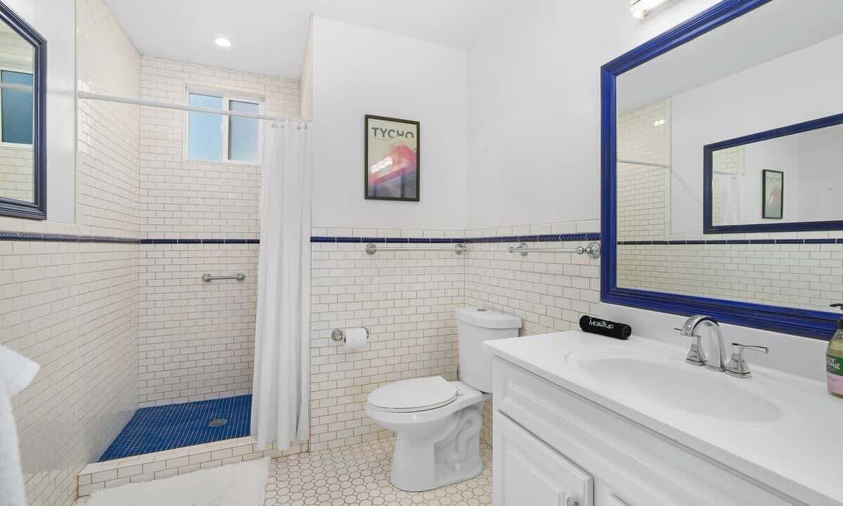Photo of Bathroom in Lone Mountain
