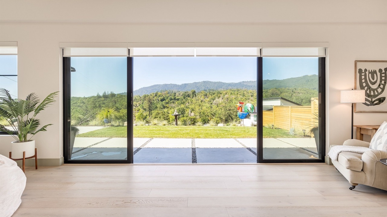 Photo of Bedroom in Glen Ellen