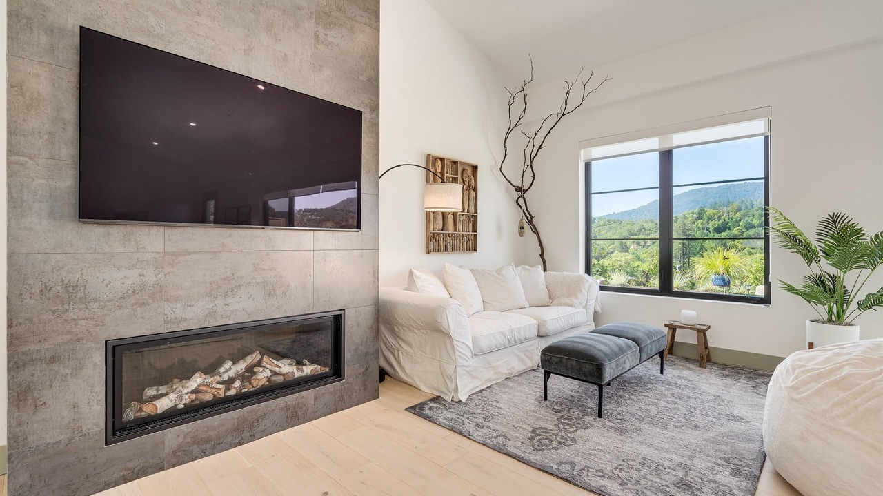 Photo of Livingroom in Glen Ellen