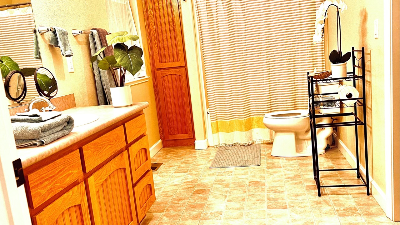 Photo of Bathroom in Hollister